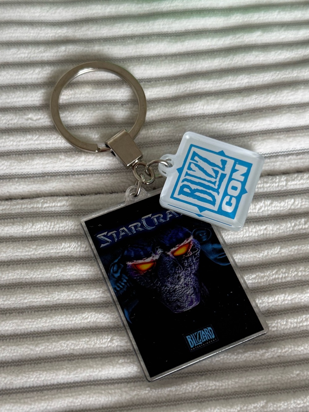 BlizzCon 2026 Darkmoon Faire Gachapon StarCraft 1998 Box Art Acrylic Keychain